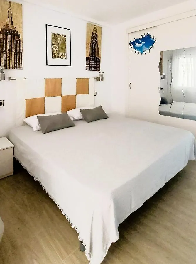 Meda Chica Roses Canyelles, Costa Brava Apartment