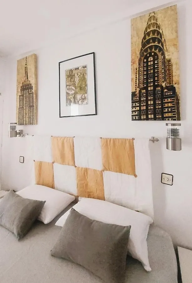 Apartment Meda Chica Roses Canyelles, Costa Brava